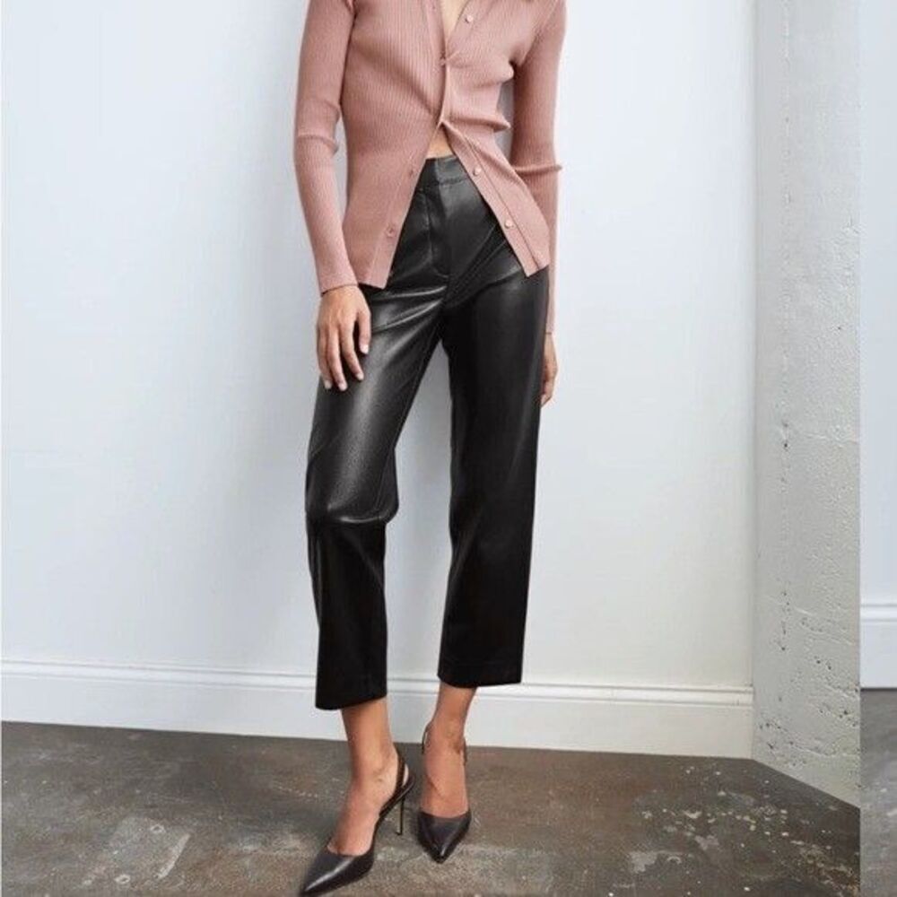 Gorgeous Artitzia BABATON Cropped Black Vegan Leather Trouser Pant SZ 6